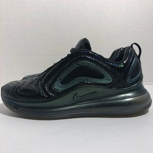 Nike Men Sz 9.5 Air Max 720 AO2924-003